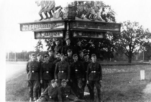 DACHAU SIGN319