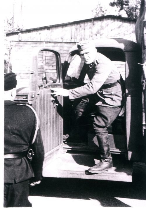 Fig 8 Schmidt in Treblinka