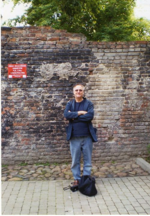 chris -warsaw ghetto wall 2293