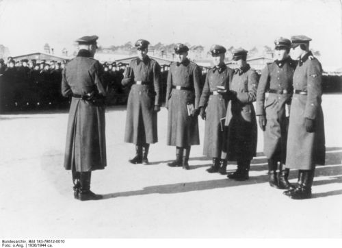 sachsenhausen -ss officers