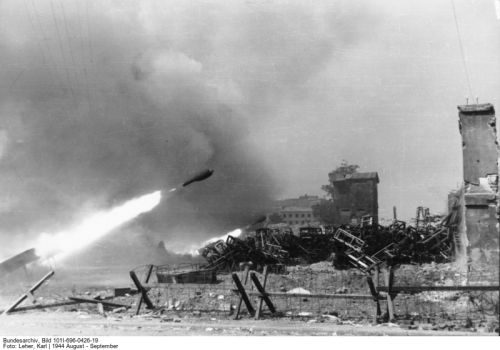 warsaw 1944 -rockets